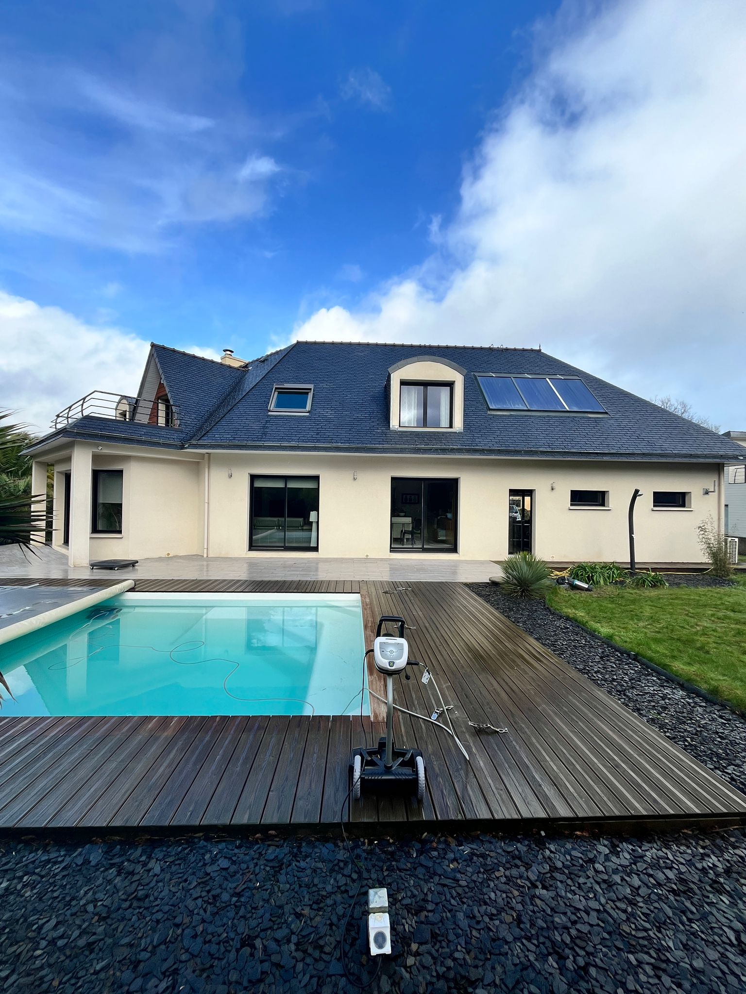 HYDRO INCOLORE TOITURE LANDIVISIAU 18