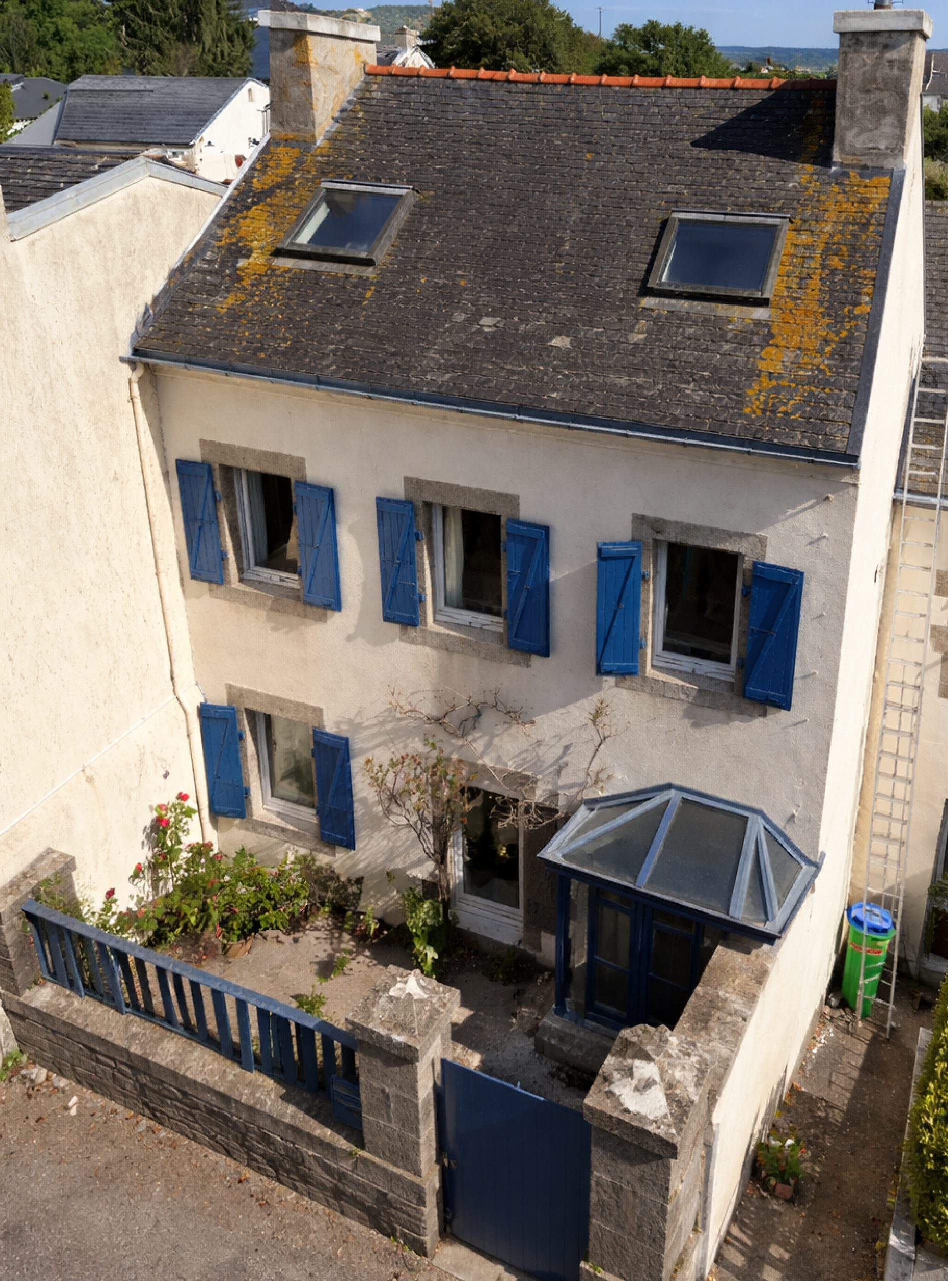 Le Conquet - AVANT - Nettoyage toiture